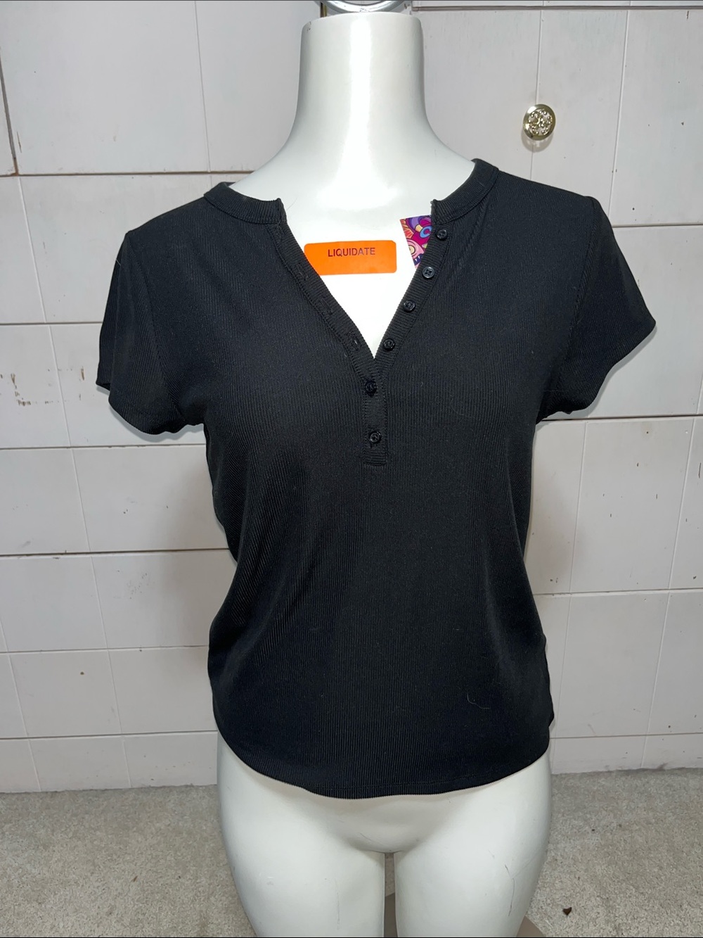 Aeropostale Black Short-Sleeve Henley Tee